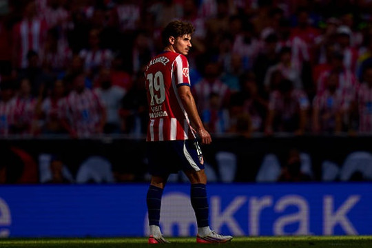 Atletico Madrid kiên quyết đóng sập cánh cửa chuyển nhượng Julian Alvarez sang Barcelona