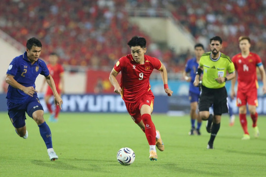 Nguyễn Đình Bắc giành cú đúp danh hiệu lịch sử ở ASEAN Cup 2026: Cột mốc tuổi 22 rực rỡ