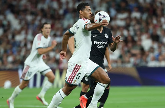 Jude Bellingham bùng nổ trong vai trò võ sĩ giác đấu của Real Madrid dưới thời Mourinho