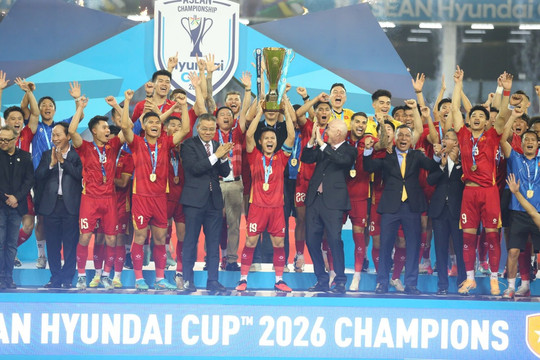 Tuyển Việt Nam bảo vệ ngôi vương ASEAN Cup nhưng vẫn chưa thể thắng Thái Lan ở Mỹ Đình