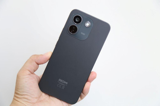 Đột phá từ Xiaomi Redmi Note 17 Pro Max: Pin khủng 10.000mAh và cam kết độ bền tới 6 năm