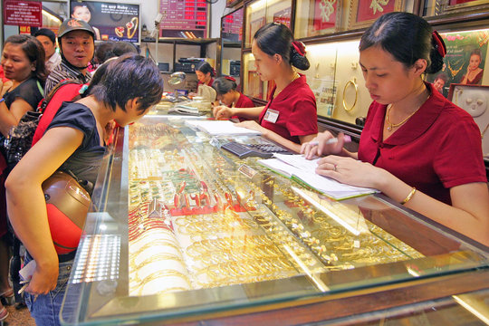Giá vàng hôm nay 1/9/2026: Cập nhật vàng miếng, vàng nhẫn và giá vàng thế giới