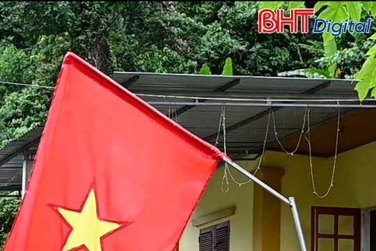 Tết Độc lập ở bản nhỏ nhất Hà Tĩnh