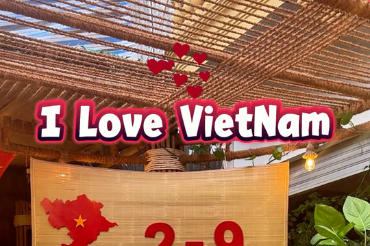 Tình yêu với Việt Nam của sinh viên Lào tại Hà Tĩnh