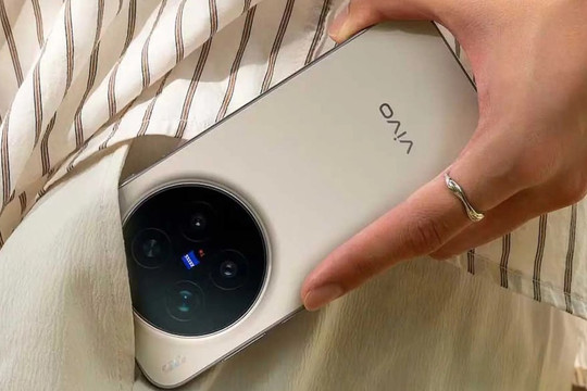 Phân tích thông số vivo X500: Cảm biến Sony LYT-828 kích thước lớn cùng viên pin 7.500mAh