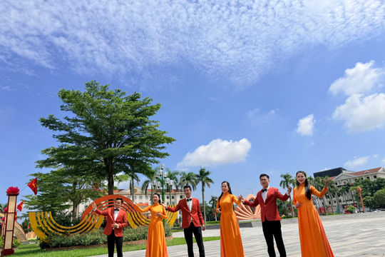 Âm vang đất Phượng Hoàng - khúc hát đượm tình quê Hà Tĩnh