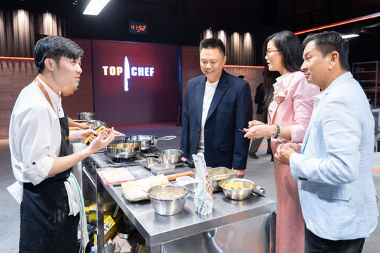 Tập 6 Top Chef Việt Nam: Chef Văn Hòa giành chiến thắng nhờ chinh phục các thực khách nhí