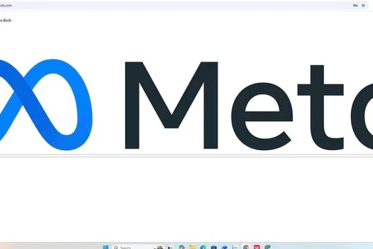 Sự cố Facebook bản web sáng 21/9: Màn hình đen treo logo khiến người dùng máy tính tê liệt