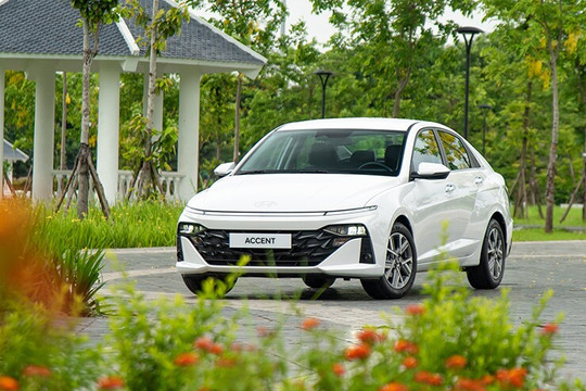 Đánh giá Hyundai Accent 2026 phiên bản Đặc biệt: Lột xác thiết kế, rộng rãi vượt tầm phân khúc