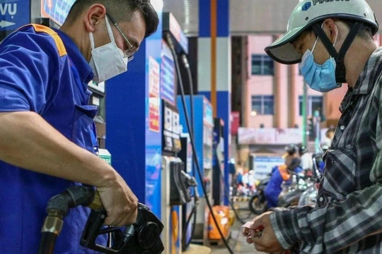Nguyên nhân khiến giá xăng tăng 5 phiên liên tiếp