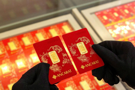 Giá vàng hôm nay 9999 hôm nay 4/10/2026: Giá vàng 9999, nhẫn DOJI SJC BTMC BTMH Phú Quý