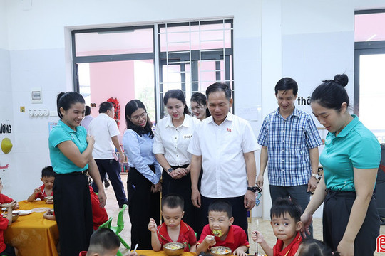 Khảo sát việc thực hiện an toàn thực phẩm tại các trường học