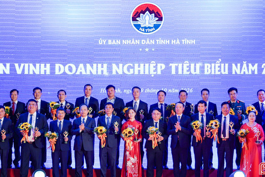 Hà Tĩnh tôn vinh 31 doanh nghiệp, doanh nhân tiêu biểu