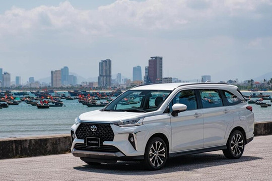 Đánh giá chi tiết Toyota Veloz Cross CVT và CVT Top: MPV 7 chỗ thực dụng từ 638 triệu đồng