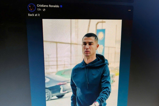 Sở hữu khối tài sản 1,2 tỷ USD, Cristiano Ronaldo vẫn trung thành với chiếc iPhone 15 Pro