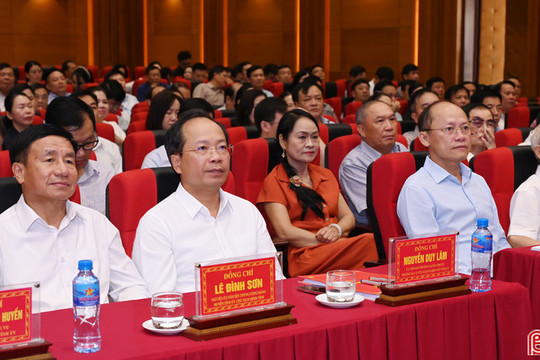 Sớm cụ thể hóa các quyết sách của Trung ương bằng chương trình hành động cụ thể