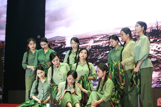 Lan tỏa vẻ đẹp người phụ nữ Việt Nam qua “Khoảng trời con gái”