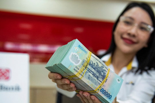 Lãi suất ngân hàng ngày 16/10/2026: Lãi suất VND liên ngân hàng qua đêm giảm còn 3,5%/năm