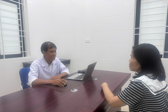 Gỡ khó bài toán nhân lực y tế cơ sở