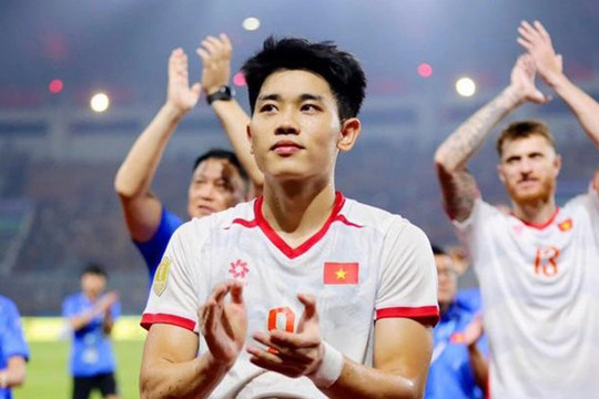 Bóng đá Việt Nam nhận vinh dự đặc biệt từ AFC