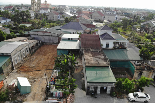 Tự ý rào chắn đất công, xử lý như thế nào?