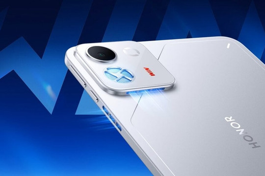 HONOR WIN Pad ra mắt: Màn hình OLED 240Hz, quạt tản nhiệt 15000 vòng/phút và pin 10000 mAh