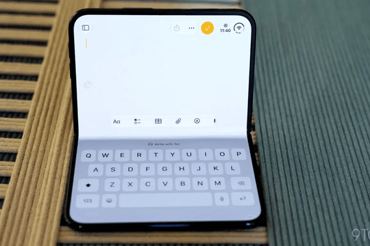 Thiết lập chuẩn xác iPhone Duo: Cách bảo vệ phần cứng và tối ưu hóa tính năng màn hình gập