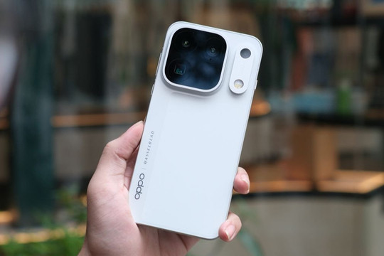 Thông số Oppo Find X10 Ultra: Camera kép 200 MP và pin 8.500 mAh đối đầu Galaxy S27 Ultra