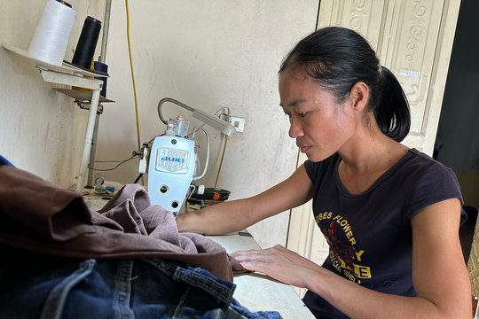 Thương cảm gia đình nghèo gặp sóng gió bệnh tật