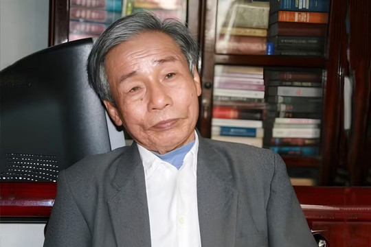 Thái Kim Đỉnh - Người đi cùng dân gian