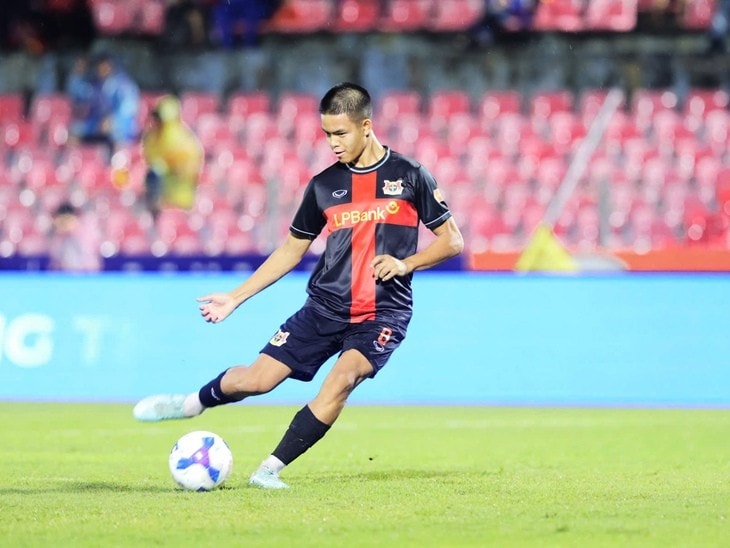 Trần Thành Trung ghi siêu phẩm vào lưới Filip Nguyễn và khát vọng khoác áo ĐT Việt Nam