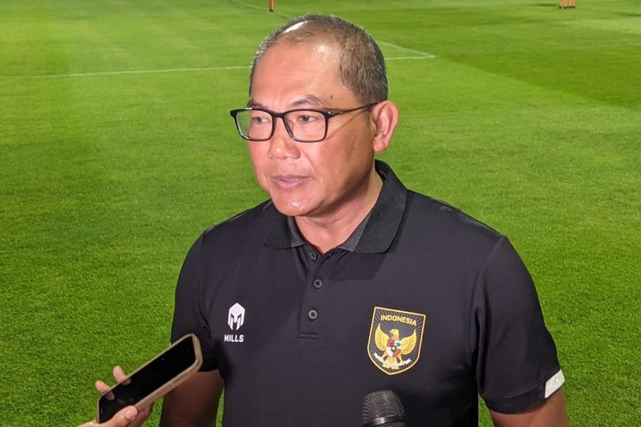 Trưởng đoàn Indonesia nhận án phạt kỷ lục từ FIFA vì tấn công trọng tài