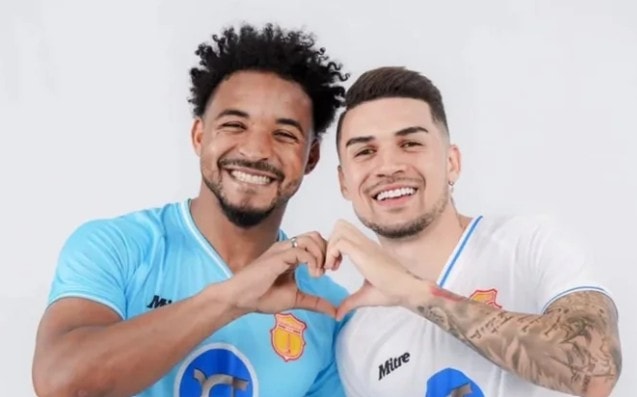 CĐV Malaysia phản ứng bất ngờ trước kế hoạch nhập tịch của ĐT Việt Nam