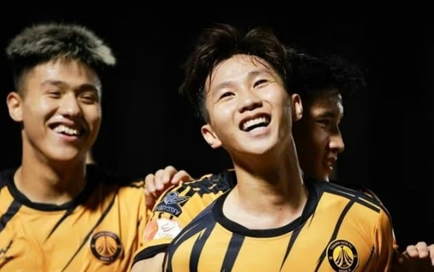 Bóng đá Việt Nam 9/2: Đình Bắc xuất ngoại mùng 2 Tết, thủ môn U23 sụt 8kg sau cú sốc