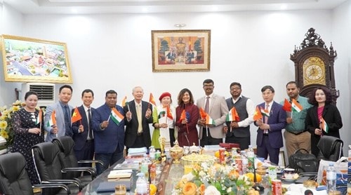 Việt Nam - Ấn Độ thúc đẩy hợp tác chuỗi cung ứng dệt may tại Hội chợ Mùa Xuân 2026