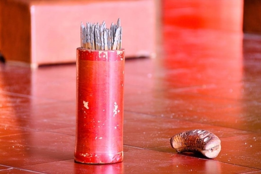 Xin xăm, xin keo, bấm quẻ đầu năm: Phong tục tâm linh người Việt mỗi dịp Tết đến xuân về