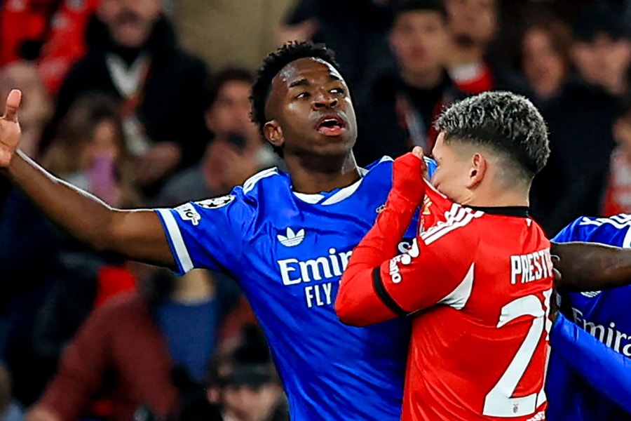 Mbappé lên tiếng vụ Vinicius bị lăng mạ: Hắn ta gọi là con khỉ 5 lần