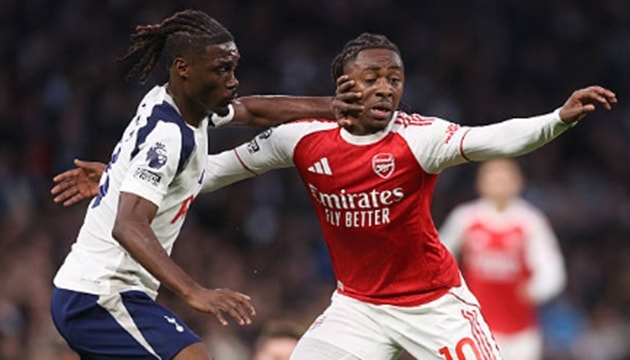 Yves Bissouma: Điểm sáng đơn độc giữa thảm bại 1-4 của Tottenham trước Arsenal