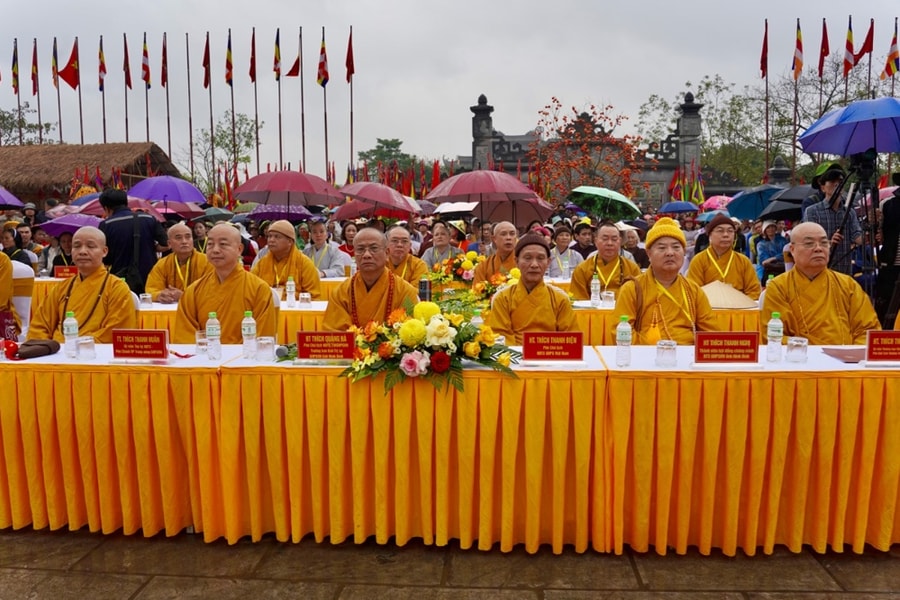 Khai hội chùa Bái Đính 2026 ngày mùng 6 Tết: Hàng nghìn du khách đổ về