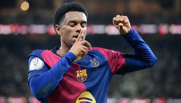 Man Utd nhắm Alejandro Balde: Lời giải hoàn hảo cho tử huyệt cánh trái của Quỷ đỏ