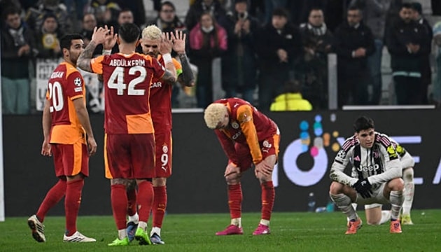 Juventus 3-2 Galatasaray: "Bà đầm già" gục ngã đầy nghiệt ngã sau 120 phút nghẹt thở tại Turin