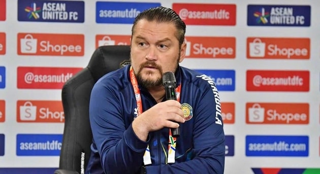 HLV Velizar Popov chia sẻ đầy ẩn ý về Thanh Hóa sau chiến thắng của Viettel trước Nam Định