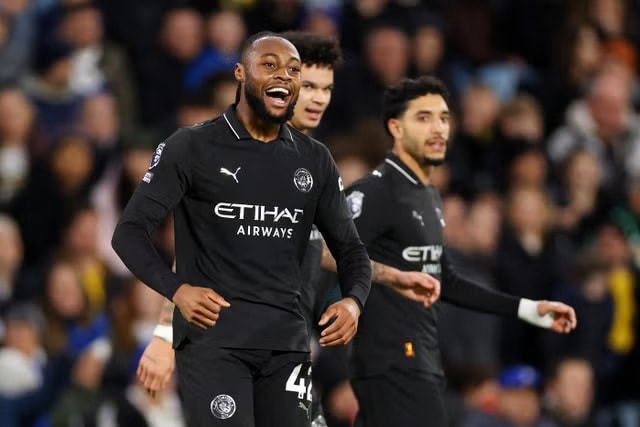 Man City nhọc nhằn hạ Leeds: Semenyo lên tiếng, giấc mơ bám đuổi Arsenal rực cháy