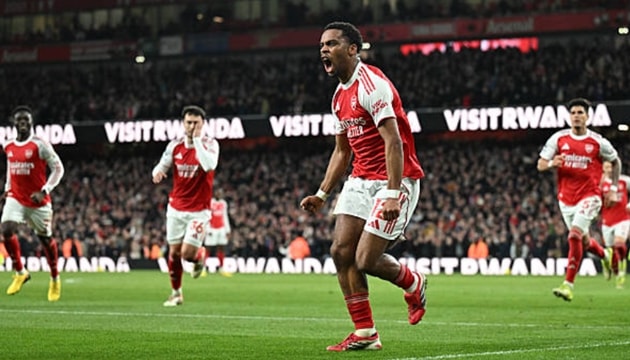 Arsenal đánh bại Chelsea 2-1: Jurrien Timber và định nghĩa hậu vệ biên hiện đại
