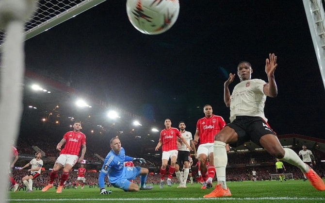 FC Midtjylland và nghệ thuật bóng chết cực đoan hơn cả Arsenal của Mikel Arteta