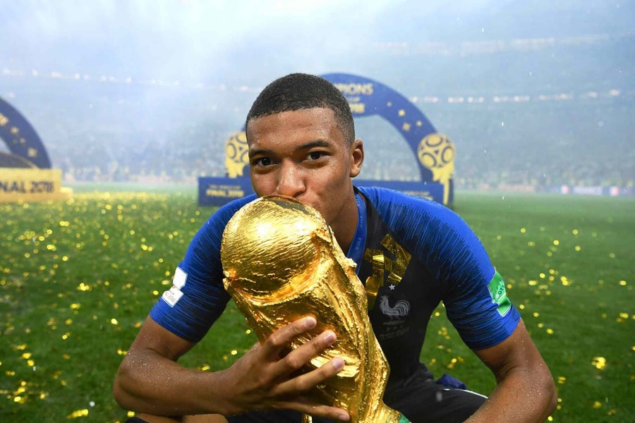 Kylian Mbappe và World Cup 2018: Màn trình diễn rực rỡ đánh dấu sự khởi đầu của một huyền thoại