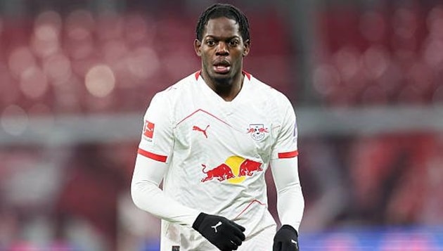 Arsenal đàm phán chiêu mộ Lukeba, Real Madrid nhắm 'bom tấn' Osimhen và Haaland