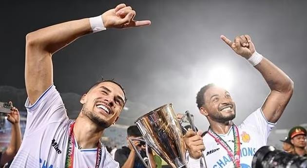 HLV Vũ Hồng Việt: Bộ đôi Xuân Son - Hoàng Hên sẽ nâng tầm hàng công ĐT Việt Nam