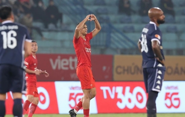 Thể Công Viettel thắng nhọc Hải Phòng 1-0: Khoảnh khắc rực sáng của Lucao