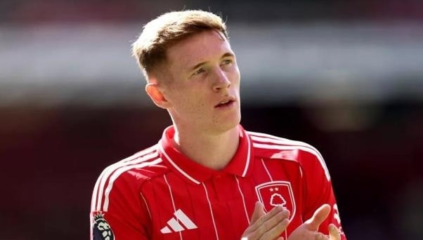 Bayern Munich tranh Elliot Anderson với MU, Arsenal quyết giữ chân Riccardo Calafiori